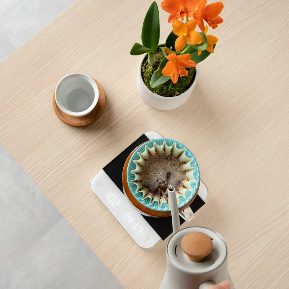 Pearl 2.0 Coffee Scale - White - Clifton Coffee Roasters UK